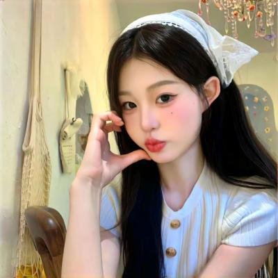 公园里的女孩